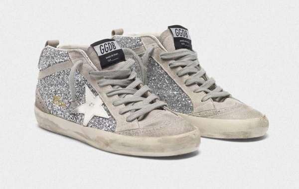 Golden Goose Sneakers the